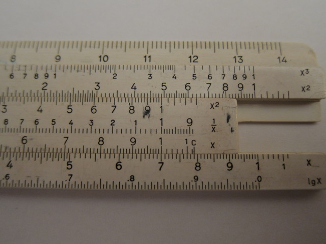 1 on C scale matching with 7 on D scale